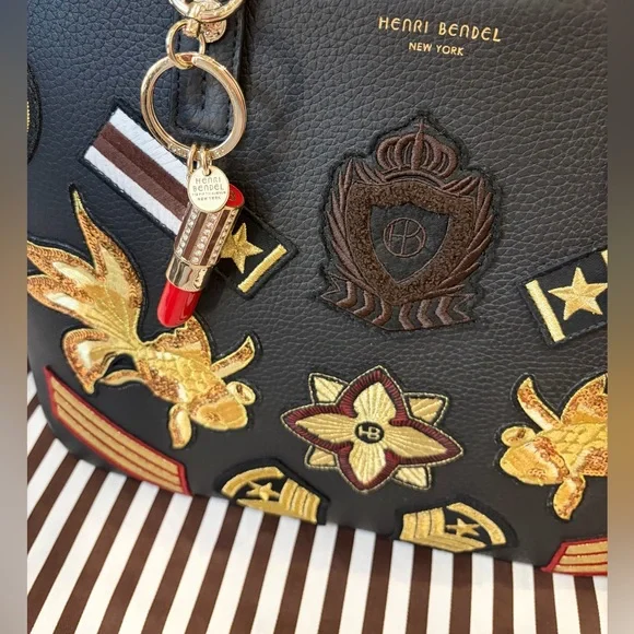HENRI BENDEL MILITARY Zippered Tote Gold/Red Embroidered Patches & Lipstick Fob💄 - Picture 5 of 16